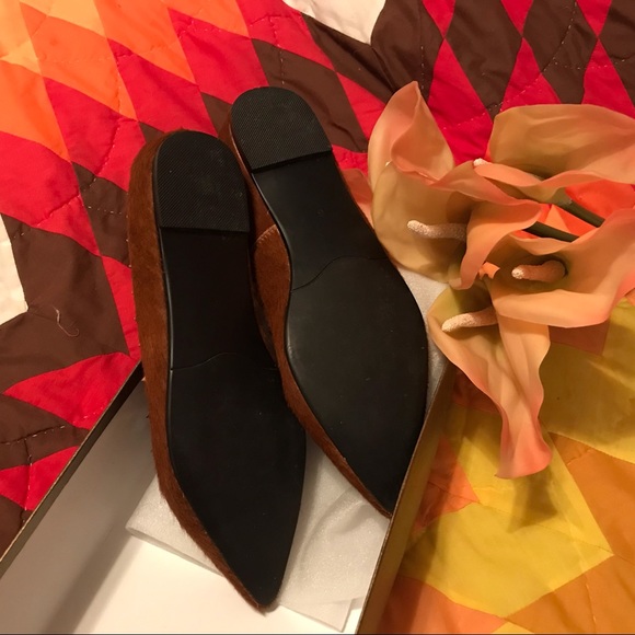 🆕Vincenzo  Leather Hair-on Gold-Studded Flats 8 - Picture 6 of 8